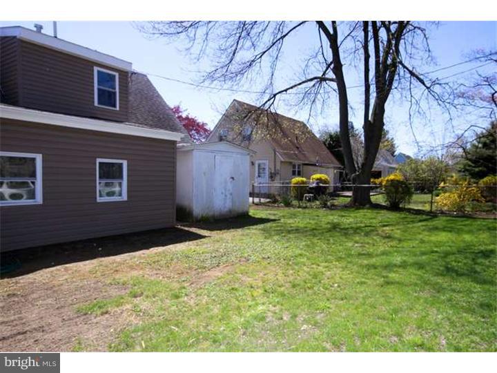 2735 Quaint Street Secane, PA 19018 - Photo 20 of 24 Exterior Back
