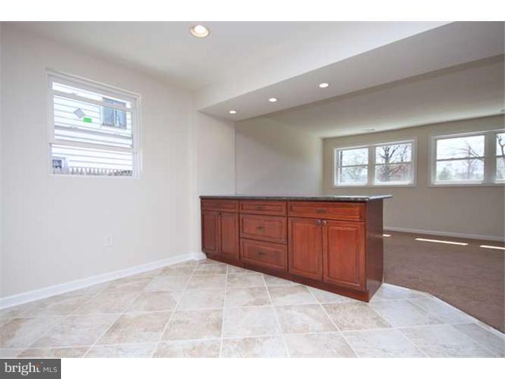 2735 Quaint Street Secane, PA 19018 - Photo 9 of 24 Kitchen