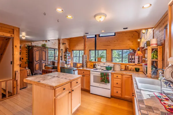 $787,000 | 520 A Whispering Wood Drive, Pagosa Springs, CO 81147
