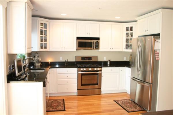 31 Peachey Circle, Unit 31 Middleton, MA 01949 - Photo 4 of 11