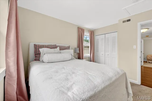 $144,900 | 1477 Bobolink Place, Brentwood, MO 63144