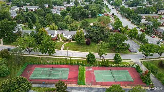 $144,900 | 1477 Bobolink Place, Brentwood, MO 63144