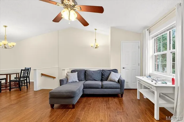 $144,900 | 1477 Bobolink Place, Brentwood, MO 63144