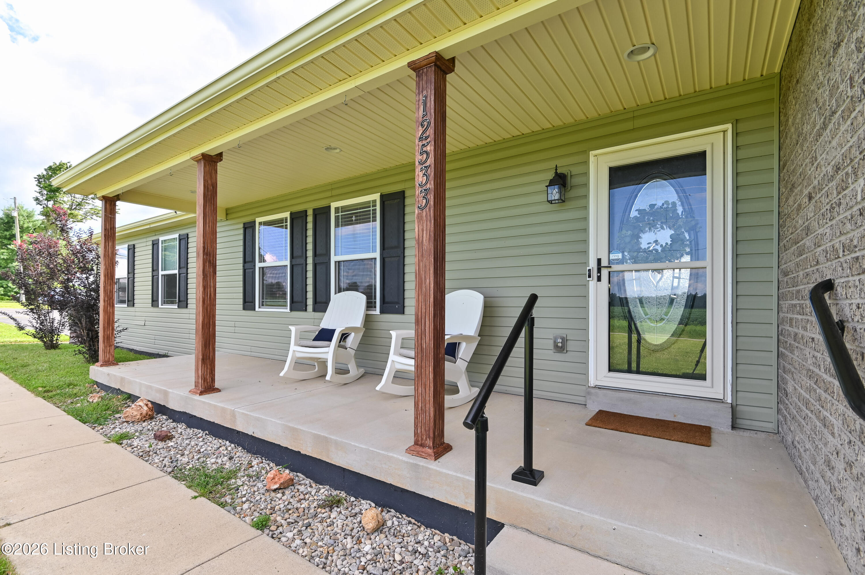 12533 Rineyville Road Vine Grove, KY 40175 - Photo 5 of 49 10 20260715-1064