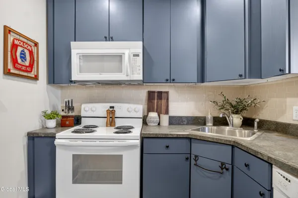 $2,200 | 5 Van Dorn Street, Unit A, Saratoga Springs, NY 12866