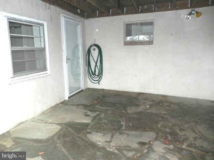 4217 16th Road South Arlington, VA 22204 - Photo 1 of 27 Patio