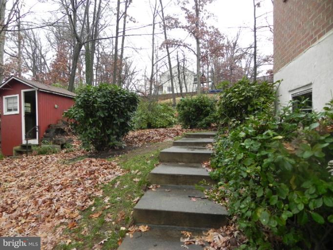 4217 16th Road South Arlington, VA 22204 - Photo 2 of 27 Exterior (Rear)
