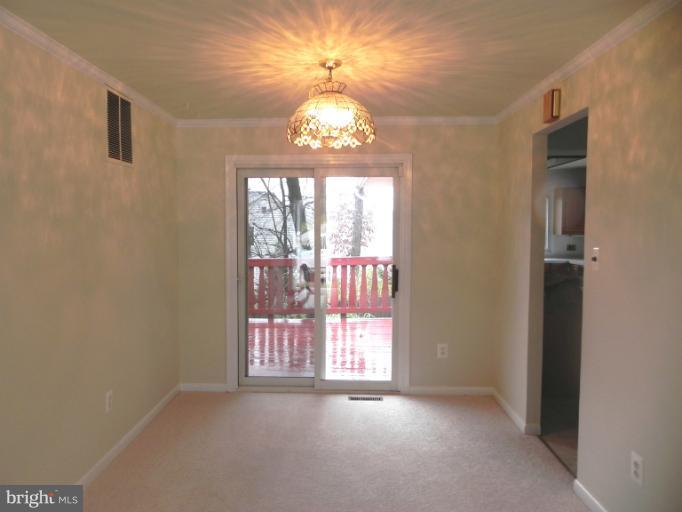 4217 16th Road South Arlington, VA 22204 - Photo 3 of 27 Dining Room