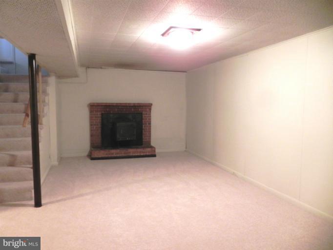 4217 16th Road South Arlington, VA 22204 - Photo 5 of 27 Recreation room