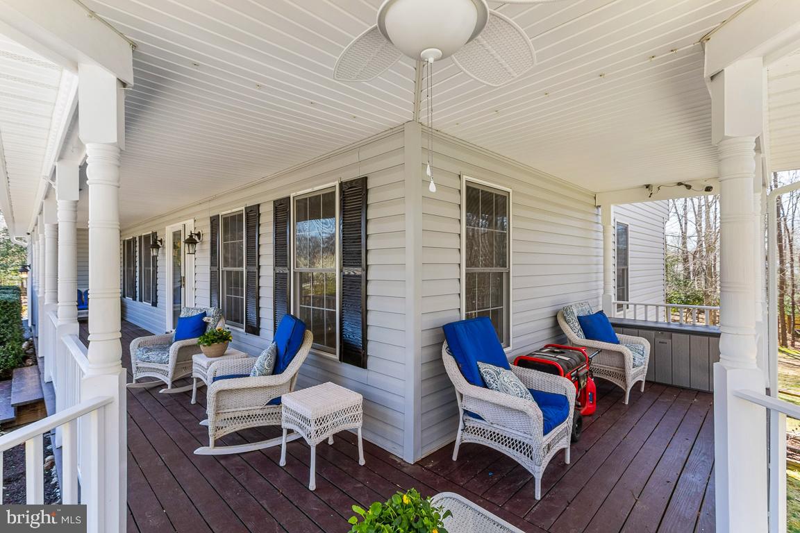 14036 Flagtree Place Manassas, VA 20112 - Photo 6 of 54