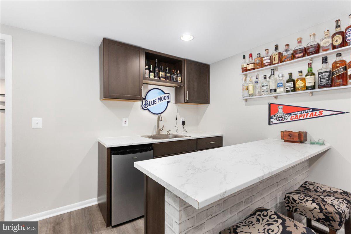 760 Windgate Drive Annapolis, MD 21409 - Photo 33 of 67 Wet bar