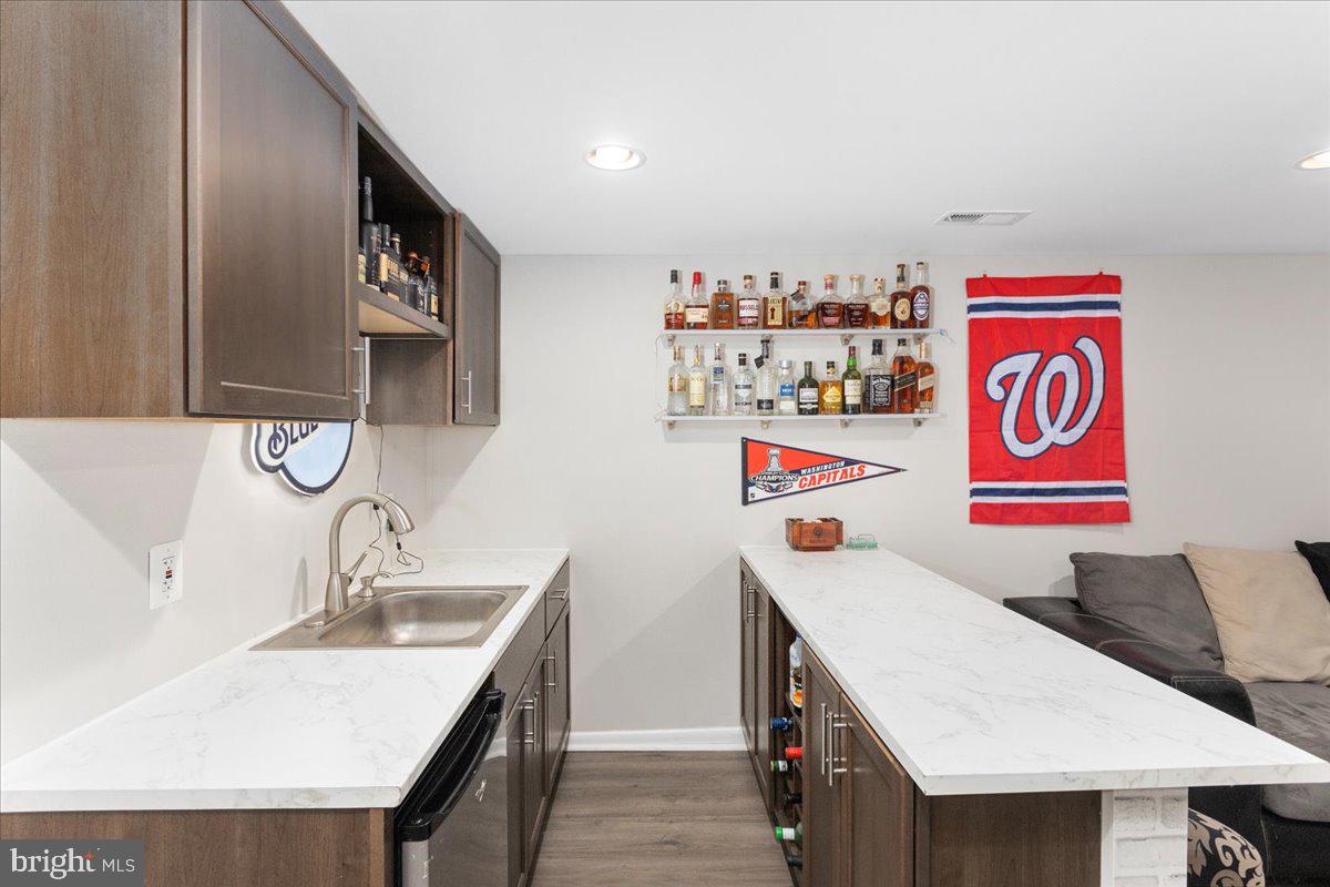 760 Windgate Drive Annapolis, MD 21409 - Photo 34 of 67 Wet Bar