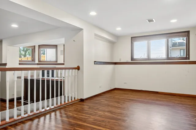 $750,000 | 1417 East Joyce Avenue, Palatine, IL 60074