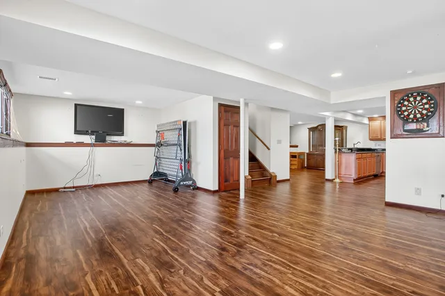 $750,000 | 1417 East Joyce Avenue, Palatine, IL 60074