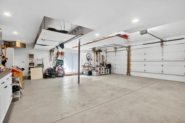 $750,000 | 1417 East Joyce Avenue, Palatine, IL 60074