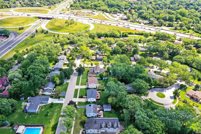 $750,000 | 1417 East Joyce Avenue, Palatine, IL 60074