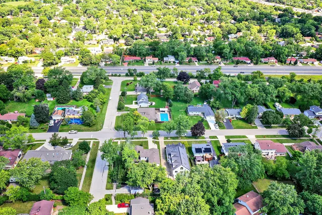 $750,000 | 1417 East Joyce Avenue, Palatine, IL 60074