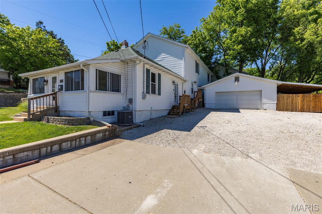 331 Central Avenue Festus, MO 63028 - Photo 14 of 87