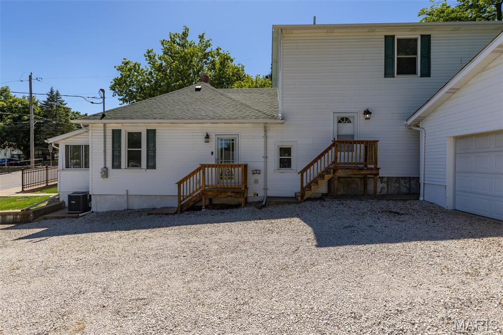 331 Central Avenue Festus, MO 63028 - Photo 17 of 87