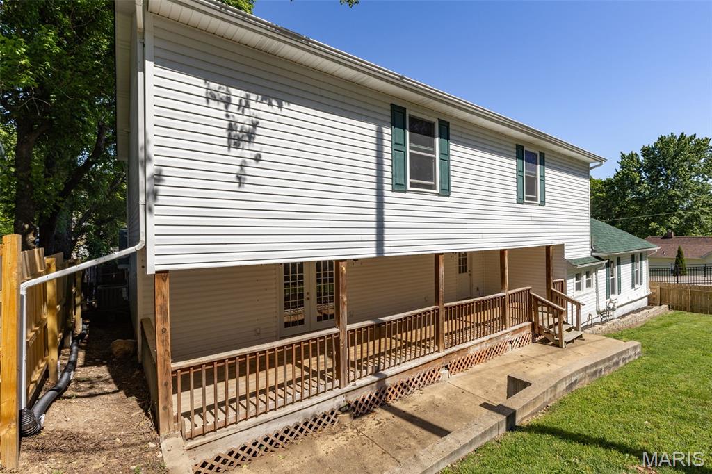 331 Central Avenue Festus, MO 63028 - Photo 19 of 87