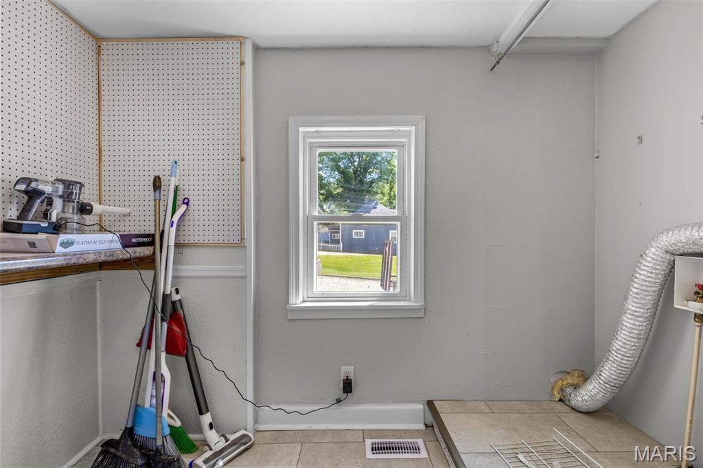 331 Central Avenue Festus, MO 63028 - Photo 58 of 87