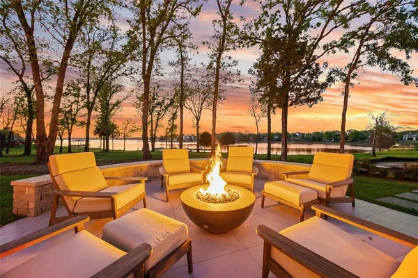 $5,275,000 | 12133 West Lighthouse Lane, Malakoff, TX 75148