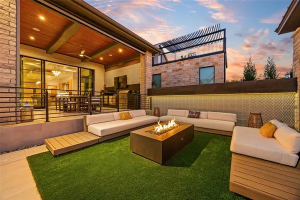 $5,275,000 | 12133 West Lighthouse Lane, Malakoff, TX 75148