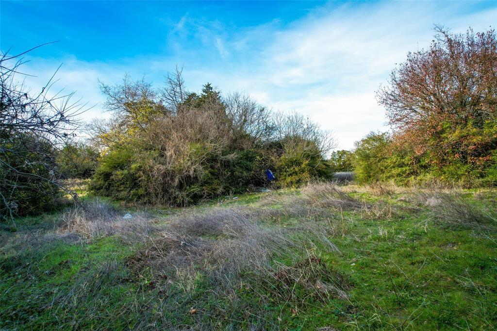 800 North Prairie Creek Road Dallas, TX 75217 - Photo 2 of 9