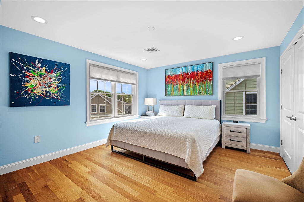 155 Green Street, Unit 4 Marblehead, MA 01945 - Photo 18 of 34