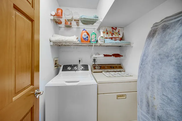 $315,000 | 314 Mastodon Drive, Ingleside, IL 60041