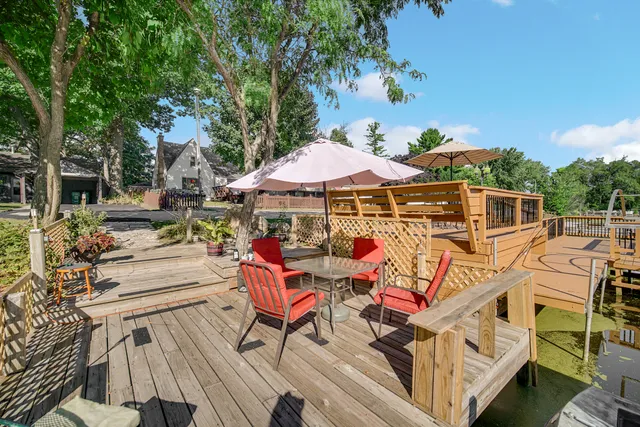 $315,000 | 314 Mastodon Drive, Ingleside, IL 60041