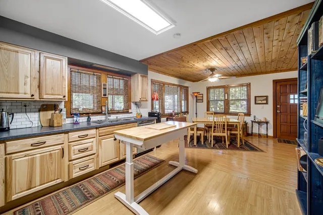 $315,000 | 314 Mastodon Drive, Ingleside, IL 60041