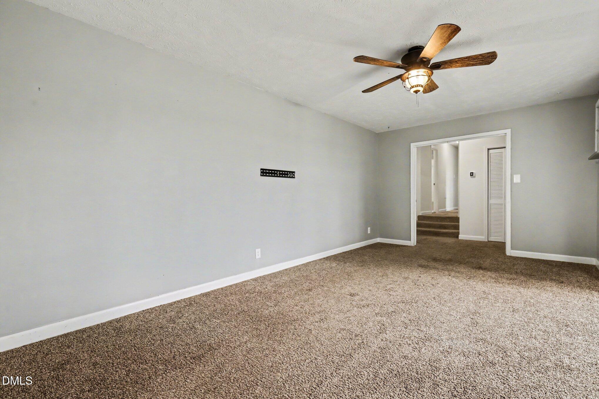 875 Wynn Road Clinton, NC 28328 - Photo 27 of 35 023_file_9711