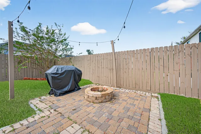 $2,900 | 16535 Oat Mill Drive, Houston, TX 77095