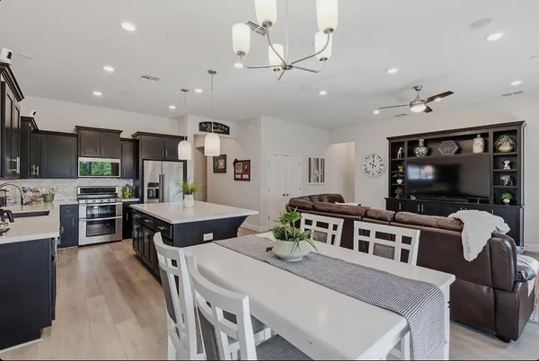 $725,000 | 1425 Wadsworth Circle, Roseville, CA 95747