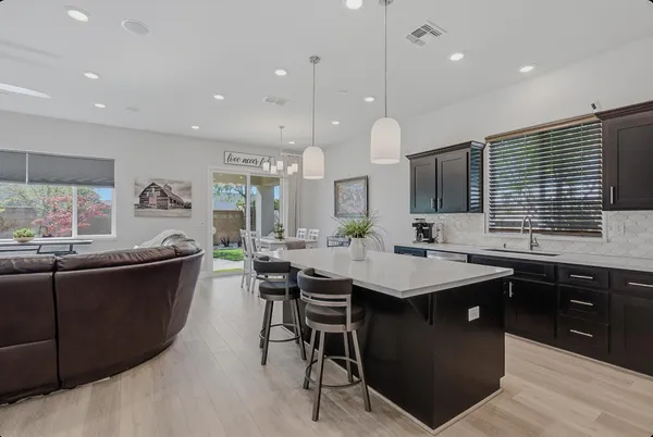 $725,000 | 1425 Wadsworth Circle, Roseville, CA 95747