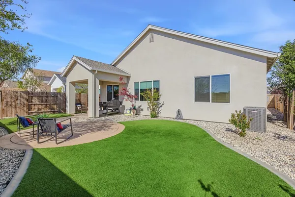 $725,000 | 1425 Wadsworth Circle, Roseville, CA 95747