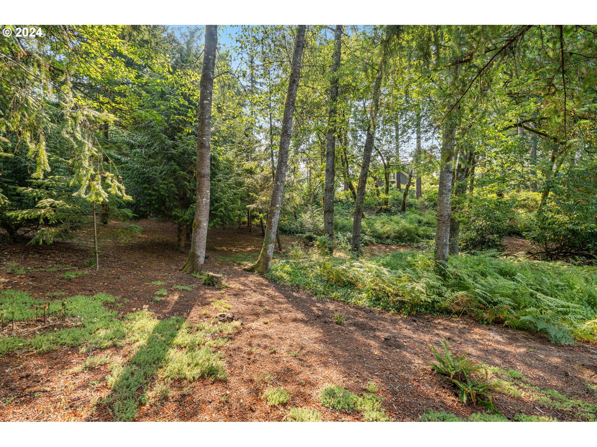 2217 Prestwick Road Lake Oswego, OR 97034 - Photo 8 of 10