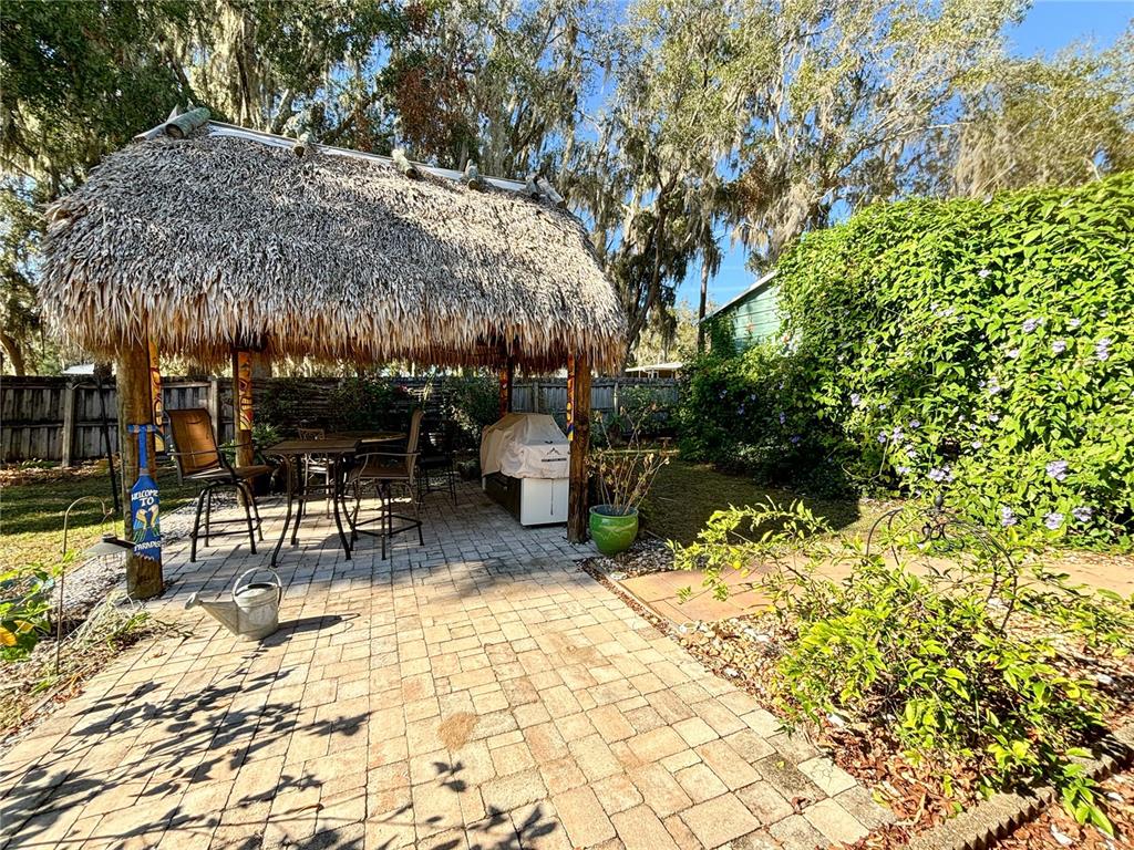 19151 Southeast 135th Court Dunnellon, FL 34431 - Photo 6 of 65 a view of outdoor space with seating
