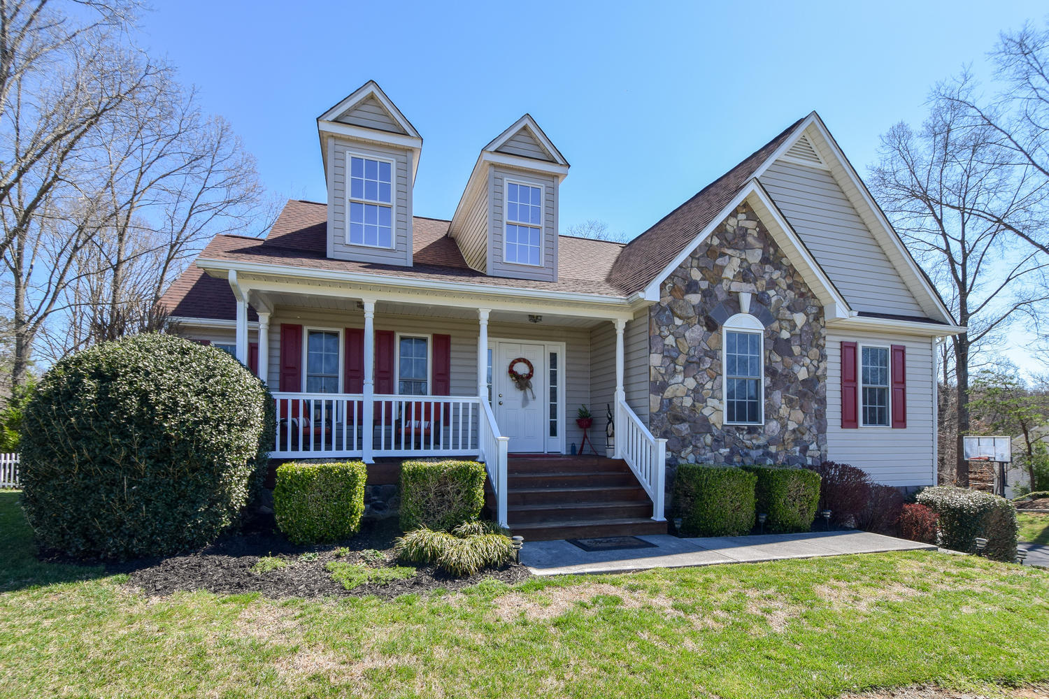 1484 Virginia Ridge Drive Hardy, VA 24101 - Photo 1 of 33 Front