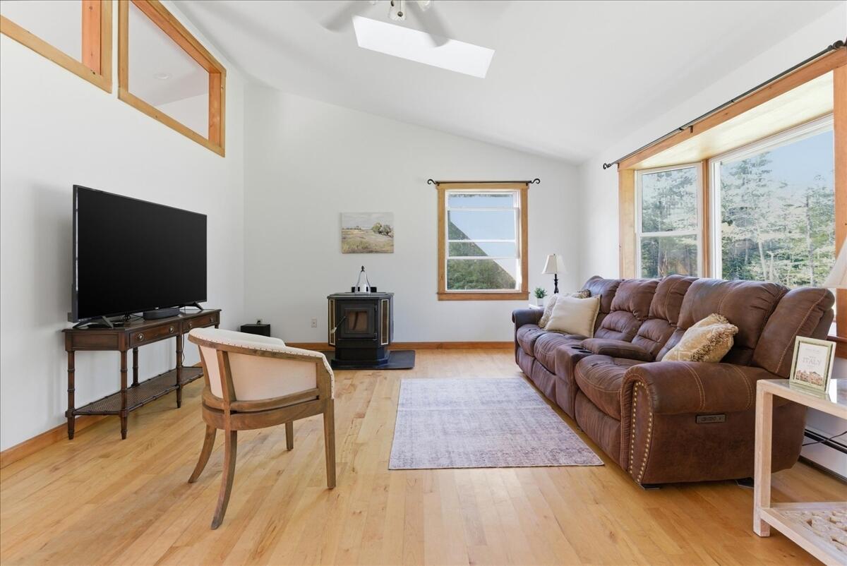 41 Murder Road Topsham, ME 04086 - Photo 20 of 59 49-DSC07693