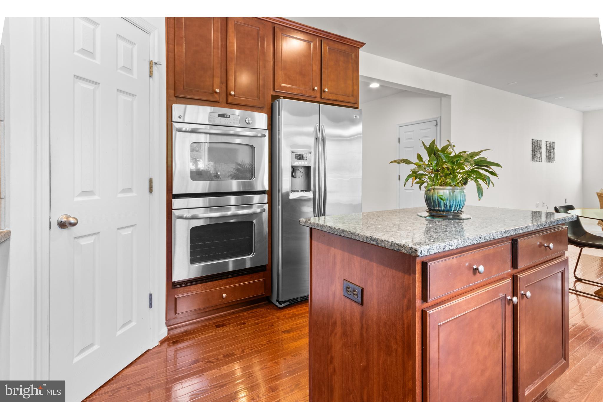633 Old Waugh Chapel Road Odenton, MD 21113 - Photo 12 of 37 Kitchen features double wall ovens