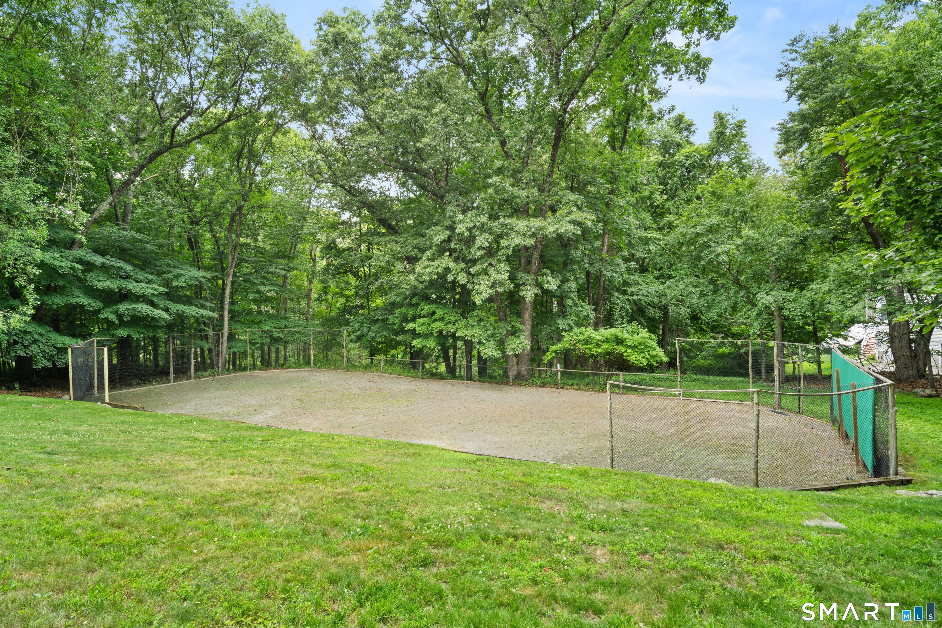 32 Silver Ridge Common Weston, CT 06883 - Photo 7 of 14