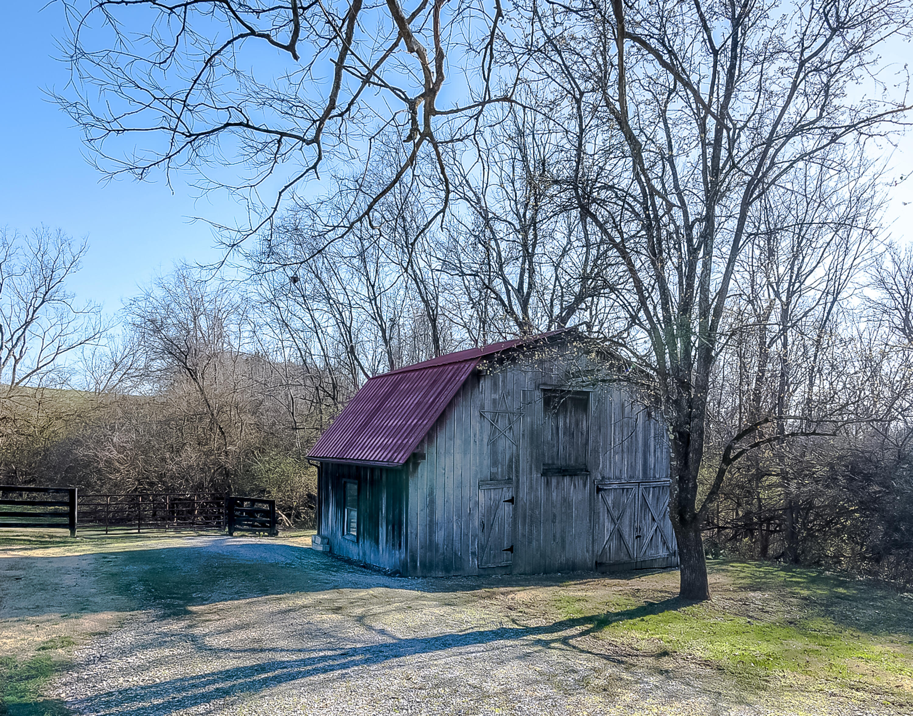 930 Shryocks Ferry Road Versailles, KY 40383 - Photo 45 of 56 Barn 1