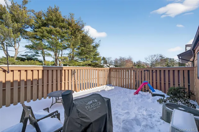 $599,000 | 171 Melanie Way, Commack, NY 11725