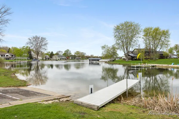 $469,900 | 6495 Los Altos Drive Northeast, Rockford, MI 49341