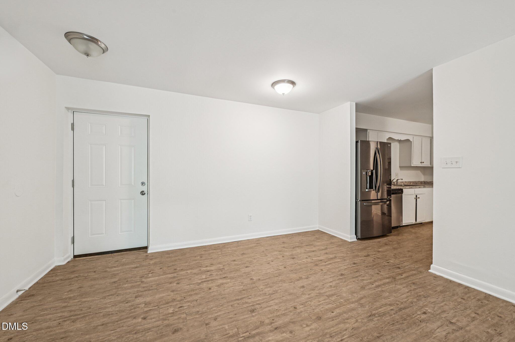 642 Pine Ridge Place Raleigh, NC 27609 - Photo 5 of 28