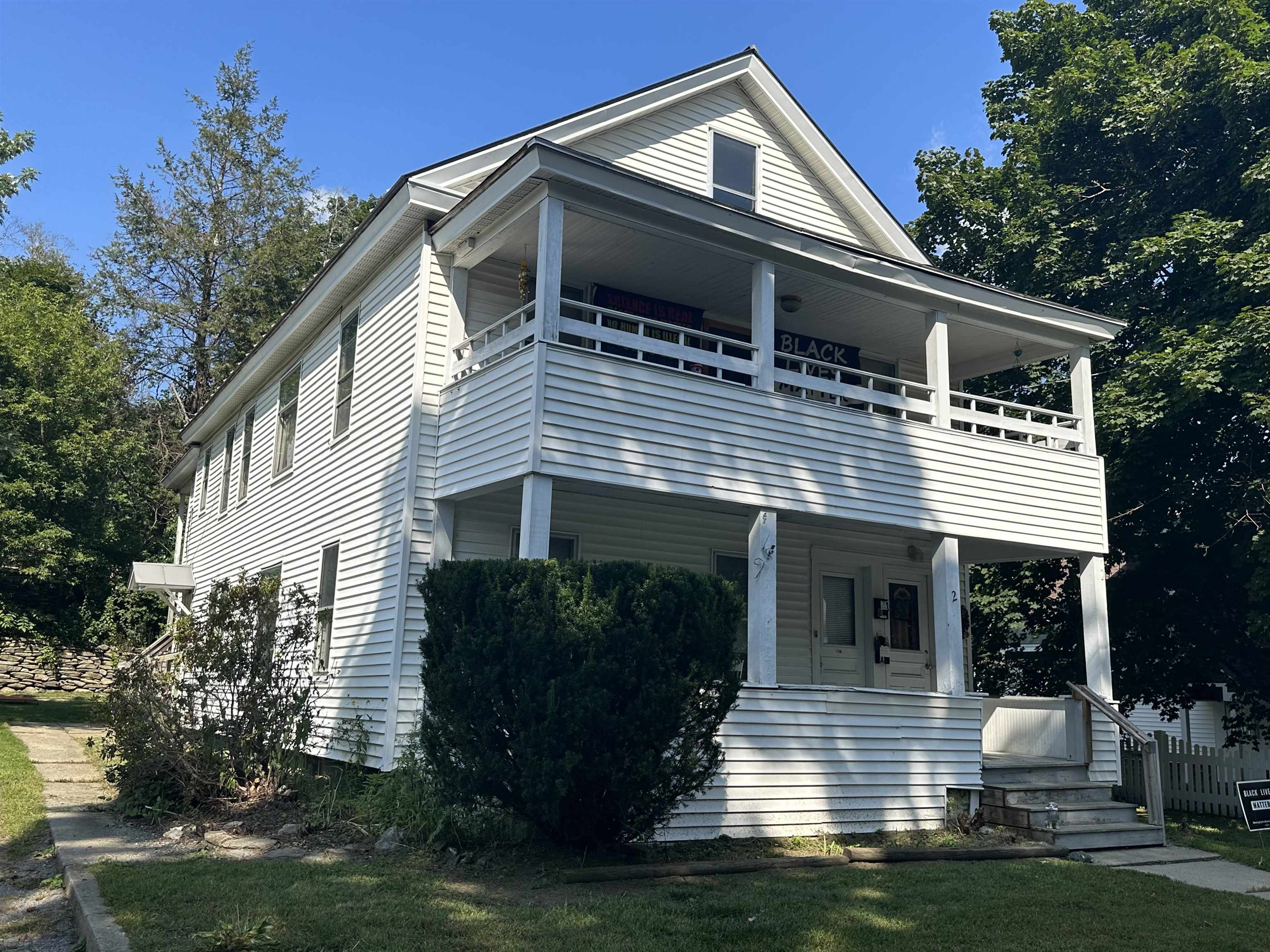2 Lincoln Street Springfield, VT 05156 - Photo 1 of 24