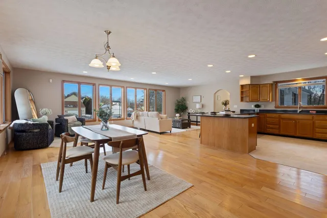 $799,000 | 5 Trix Lane, Biddeford, ME 04005