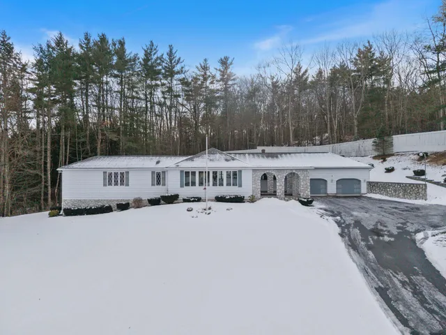 $799,000 | 5 Trix Lane, Biddeford, ME 04005
